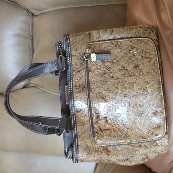 Relic Quality Brand Leather Paisley Handbag - Picture 2 of 13